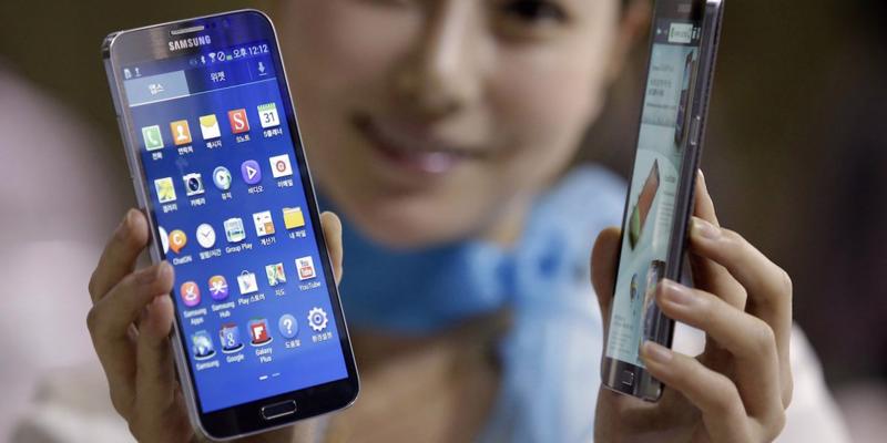 Samsung - nhà sản xuất lớn nhất thế giới các sản phẩm chip nhớ, điện 
thoại thông minh (smartphone) và TV - được cho là đang trên đà lập kỷ 
lục lợi nhuận trong cả năm 2017. <br>