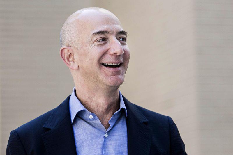 Tỷ phú Jeff Bezos - Ảnh: Bloomberg.<br>