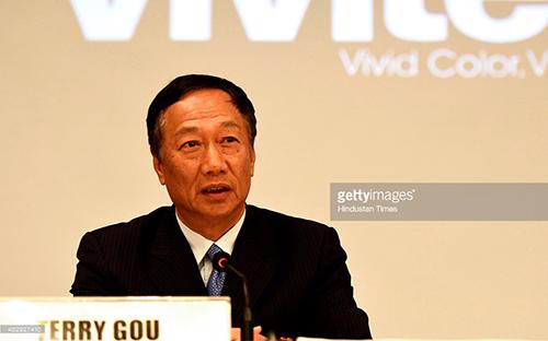 Terry Gou là nhà sáng lập Hon Hai Precision với nhà máy Foxconn - nhà cung cấp lớn nhất của Apple - Ảnh: Getty Images.