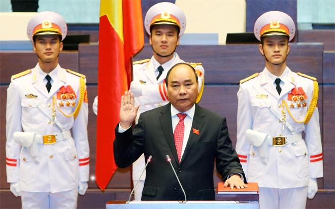 Thủ tướng Nguyễn Xuân Phúc nêu nhiều thông điệp sau khi tuyên thệ nhậm chức chiều 26/7.<br>