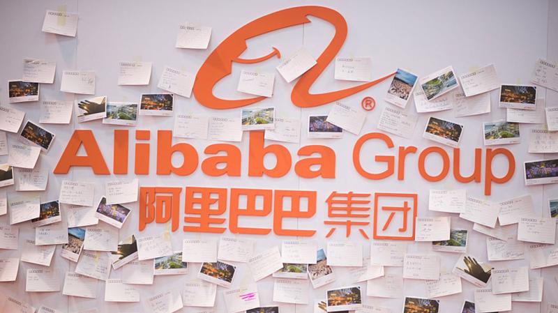 AI Copywriter đang được dùng khoảng 1 triệu lần mỗi ngày bởi các công ty vừa và nhỏ trên nhiều sàn thương mại điện tử của Alibaba - Ảnh: CNBC.