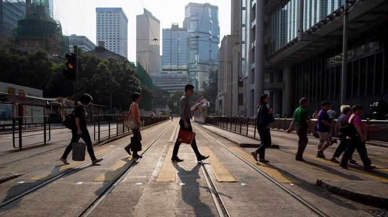 Hồng Kông, thành phố đắt đỏ nhất thế giới, đứng vị trí thứ 4 tại châu Á với mức lương trung bình cho lao động nước ngoài là 276.417 USD - Ảnh: Bloomberg.