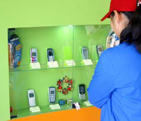 Chuyện PetroSetco trở thành đối tác của Nokia là do Nokia muốn tìm nhà phân phối có khả năng làm đối trọng với FPT - đối tác đang nắm đến 80% thị phần của Nokia tại Việt Nam - Ảnh: Việt Tuấn.