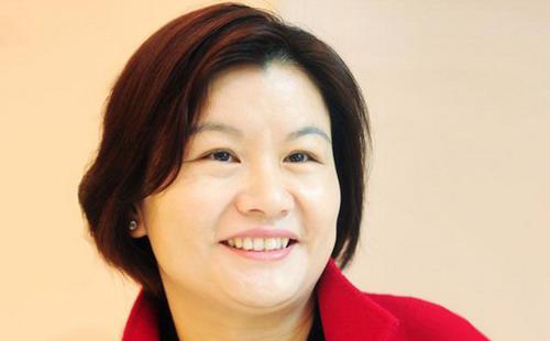Bà Zhou Qunfei, một trong những người giàu nhất Trung Quốc - Ảnh: Economic Times