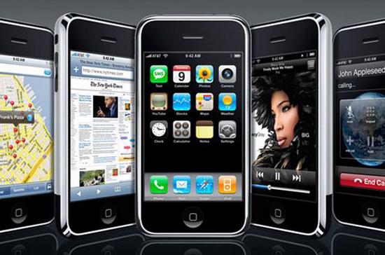 iPhone vẫn là con át chủ bài của Apple trong cuộc chiến thị phần điện thoại thông minh thế giới.