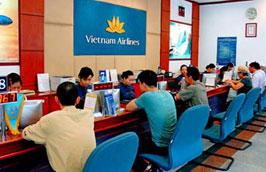Trong dịp cao điểm Tết, Vietnam Airlines và các đại lý chính thức không thu thêm bất kỳ khoản phí nào ngoài giá vé đã công bố và các khoản thuế, lệ phí theo quy định của Nhà nước.