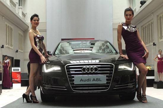 Audi A8L có mặt tại Việt Nam là phiên bản được trang bị nhiều lựa chọn nội và ngoại thất - Ảnh: Bobi.
