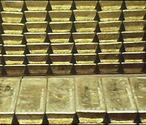 Quyết định về việc kinh doanh vàng trên tài khoản ở nước ngoài được Ngân hàng Nhà nước ban hành từ tháng 1/2006 và đến nay đã có 10 ngân hàng được phép kinh doanh vàng theo hình thức này.