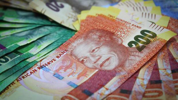 Rand Nam Phi là một trong những đồng tiền mới nổi giảm giá mạnh nhất ngày 13/8.