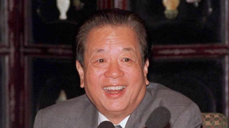 Ông Tiền Kỳ Tham tại Hồng Kông năm 1996 - Ảnh: Reuters/SCMP.<br>