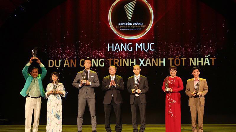 Lễ trao giải thưởng Quốc gia Bất động sản Việt Nam vừa được tổ chức tại Hà Nội vào lúc 20h00, ngày 14/4/2018 và được truyền hình trực tiếp trên Kênh VTV1, Đài truyền hình Việt Nam.