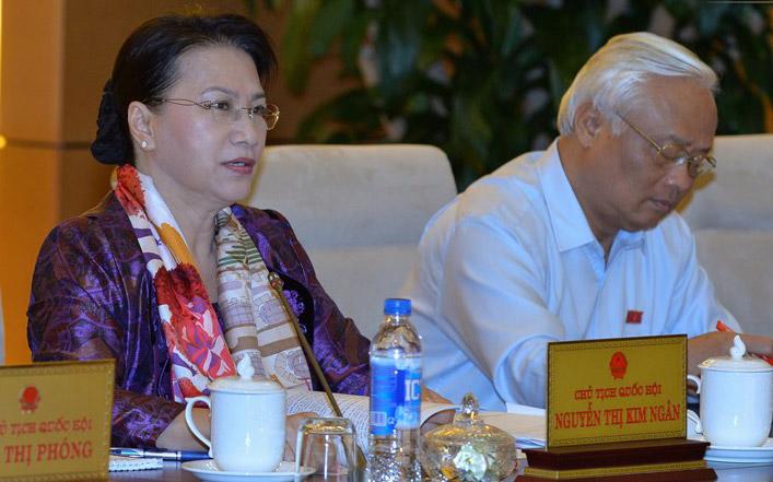 Chủ tịch Quốc hội Nguyễn Thị Kim Ngân băn khoăn về tiến độ các dự án luật Chính phủ đề nghị bổ sung.