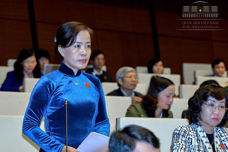 Đại biểu Nguyễn Thị Kim Thuý cho rằng cần cân nhắc sự cần thiết ban hành Luật An ninh mạng