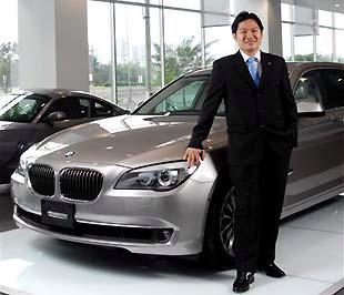 BMW 7 series thế hệ thứ 5 được lựa chọn giới thiệu tại thị trường Việt Nam sớm hơn Mỹ 2 tháng.