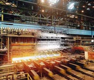 Sản xuất thép tại Trung Quốc.