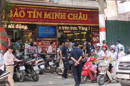 Chiều nay, Bảo Tín Minh Châu đã gửi thông cáo cho báo giới lý giải về việc yết giá “bất thường”.