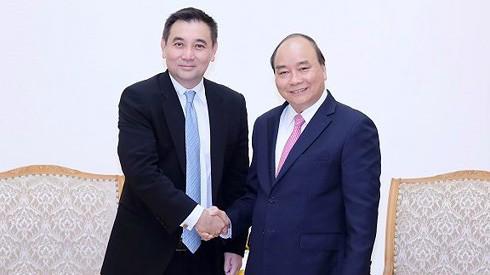 Thủ tướng Nguyễn Xuân Phúc tiếp doanh nhân Thái Lan Sarath Ratanavadi, tháng 8/2018 - Ảnh: Chinhphu.vn.