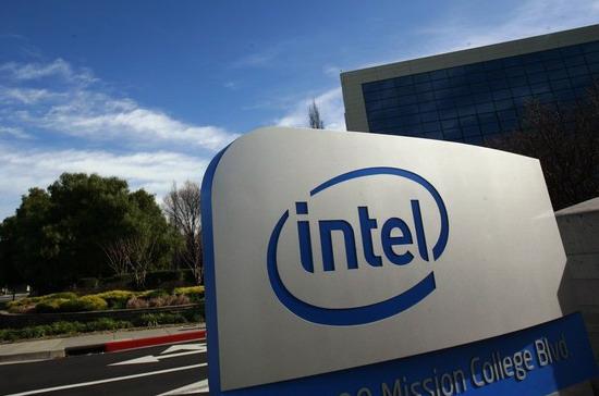 Intel sẽ tung ra thị trường thế hệ chip Atom mới trong quý 2/2010 - Ảnh: Reuters.