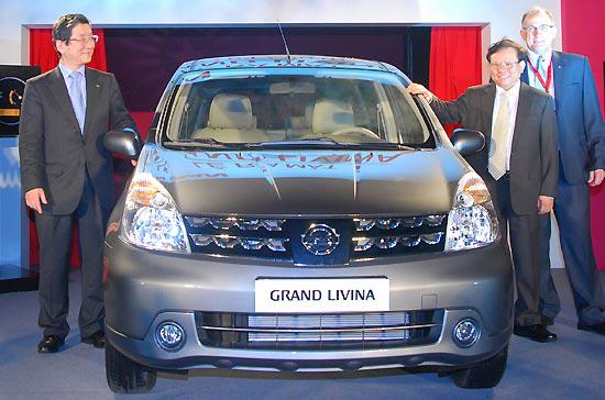 Mẫu xe Grand Livina chính thức ra mắt thị trường.