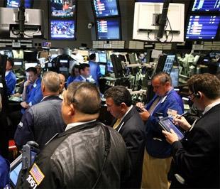 Trong tuần, chỉ số Dow Jones tăng 3,09%, chỉ số S&P 500 lên 2,28% và chỉ số Nasdaq tiến thêm 4,23% - Ảnh: Reuters.