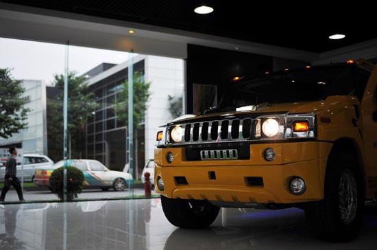 Một chiếc Hummer H2 tại một showroom ở Trung Quốc - Ảnh: Getty Images.