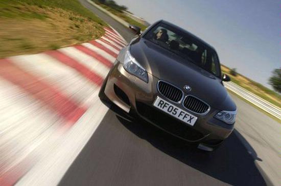 BMW đã xuất xưởng được hơn 20 nghìn mẫu M5 E60.