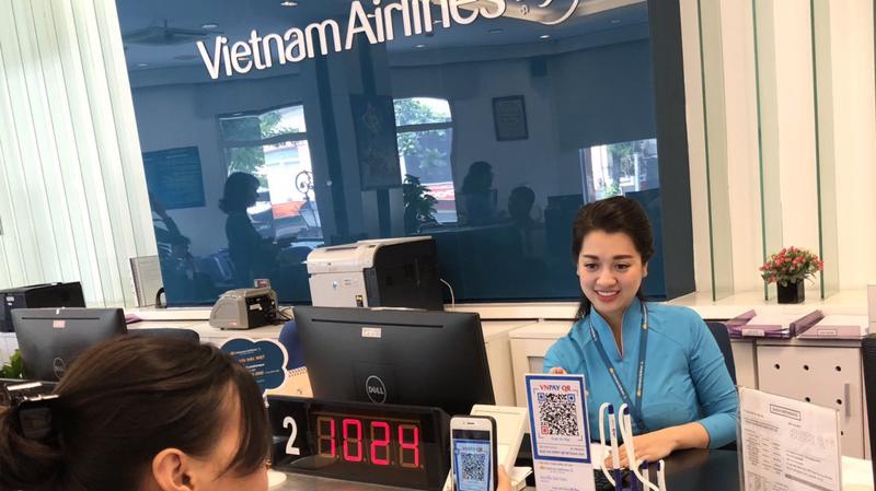 Vietnam Airlines đã mở rộng các hình thức thanh toán trên www.vietnamairlines.com và ứng dụng thương mại điện tử của hãng. 