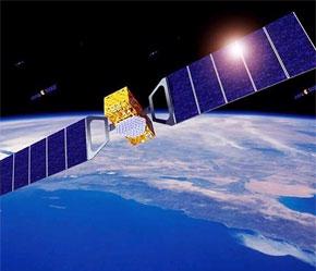 Vệ tinh Vinasat-1 có hai trạm điều khiển mặt đất đặt tại Hà Tây và Bình Dương.