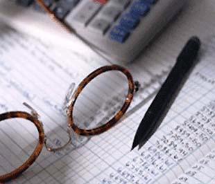 Việc sửa các báo cáo tài chính của các doanh nghiệp nhiều khi vì liên quan đến khoản vay của các tổ chức tín dụng.