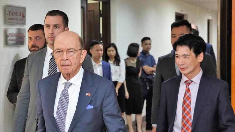 Bộ trưởng Thương mại Mỹ Wilbur Ross cùng phái đoàn có chuyến thăm chính thức Việt Nam ngày 8/11 - Ảnh: Đại sứ quán Mỹ.