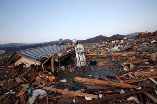 Nước Nhật tan hoang sau động đất và sóng thần - Ảnh: Boston