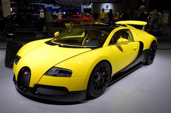 Siêu xe nhanh nhất thế giới Bugatti Veyron luôn đắt khách ở khu vực Trung Đông - Ảnh: GTspirit/Supercars.