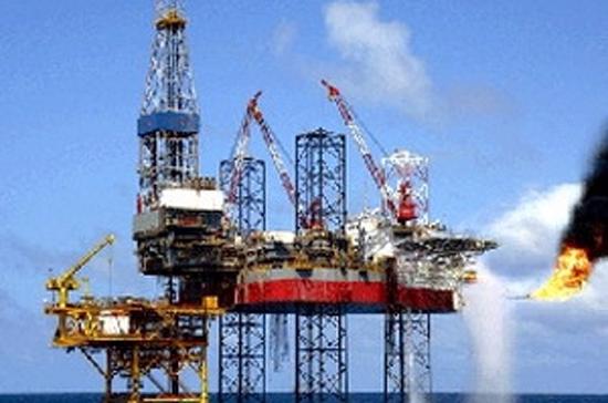 Hiện Petro Vietnam đang phối hợp với các ngành liên quan thực hiện đúng kế hoạch thăm dò, khai thác dầu khí trên biển.