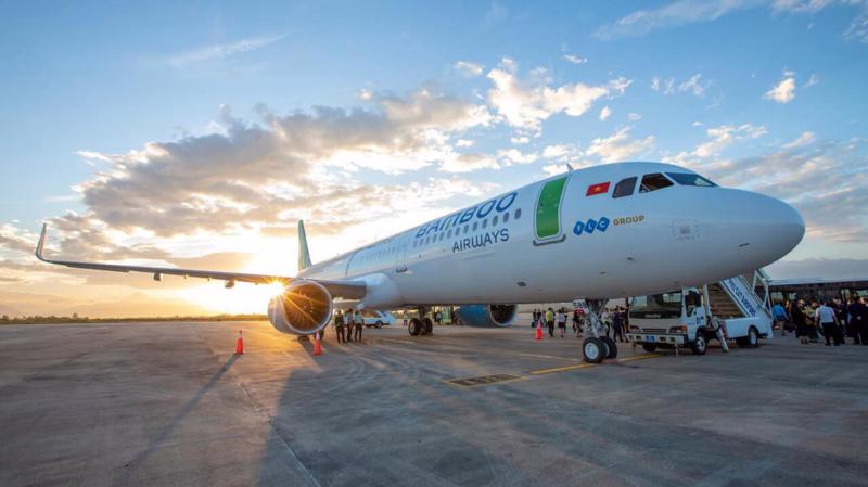 FLC gần đây đã tham gia vào thị trường hàng không Việt Nam sau khi chính thức cất cánh thương mại Bamboo Airways - hãng bay thuộc sở hữu của FLC.