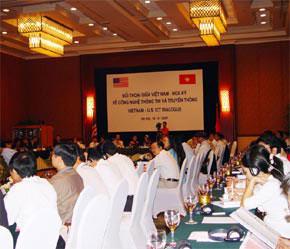 Các doanh nghiệp Hoa Kỳ cho rằng Việt Nam nên phát triển công nghệ chuẩn trung lập và mở là 3G.