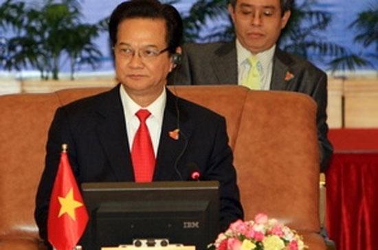 Thủ tướng Nguyễn Tấn Dũng chủ trì hội nghị.