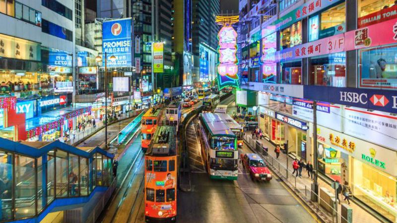 Hồng Kông đã phá nhiều kỷ lục thế giới khi giá bất động sản ngày càng tăng cao.