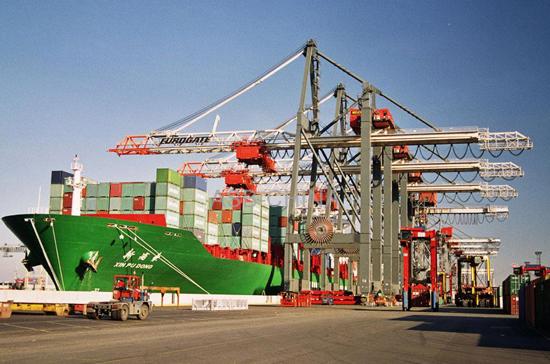Kim ngạch xuất khẩu tháng 5/2011 đạt 7,23 tỷ USD, giảm khoảng 2,7% so với tháng trước đó. Kim ngạch nhập khẩu cùng thời kỳ đạt 8,65 tỷ USD, giảm tương ứng 3,1%. 