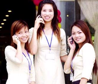 Để có được những chiếc điện thoại di động “Made in Vietnam” là mong muốn và mục tiêu của nhiều doanh nghiệp sản xuất thiết bị viễn thông Việt Nam.