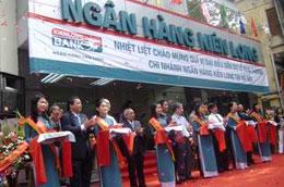 Cuối năm 2010, Kienlong Bank có 82 chi nhánh, phòng giao dịch hoạt động tại 18 tỉnh, thành trên toàn quốc.