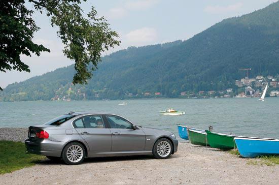BMW 3 Series được hưởng nhiều ưu đãi từ Euro Auto.