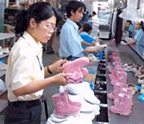 Hiện nay, EU là thị trường nhập khẩu giày dép của Việt Nam lớn thứ 2 trên thế giới (sau Hoa Kỳ) và được coi là thị trường trọng điểm của Việt Nam.