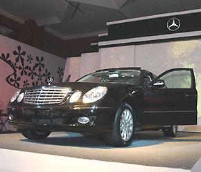 Mercedes-Benz An Du sẽ tổ chức lái thử xe thường xuyên cho khách hàng trong suốt năm 2007 - Ảnh: Đức Thọ.