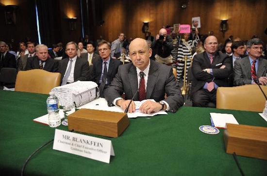 Giám đốc điều hành Goldman Sachs, Lloyd Blankfein, tại phiên điều trần - Ảnh: THX.
