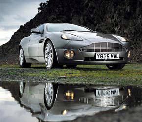 Thương hiệu Aston Martin gắn liền với dòng xe hạng sang nổi tiếng.