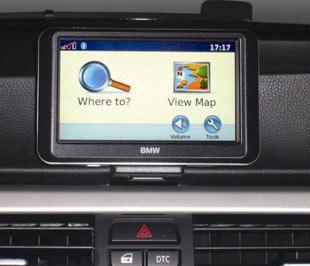Hệ thống định vị toàn cầu Portable Navigation System là một ưu ái lớn được BMW dành cho dòng xe 3 series phiên bản 2009.