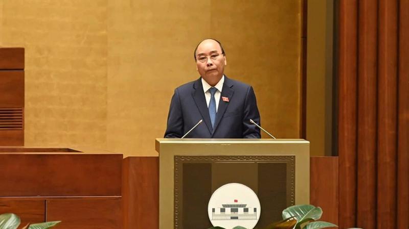 Thủ tướng Nguyễn Xuân Phúc là thành viên thứ 5 của Chính phủ đăng đàn trả lời chất vấn tại kỳ họp này của Quốc hội. 