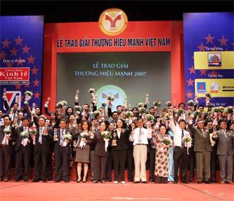 Quang cảnh lễ trao giải Thương hiệu mạnh Việt Nam, diễn ra ngày 29/3 tại Hà Nội.