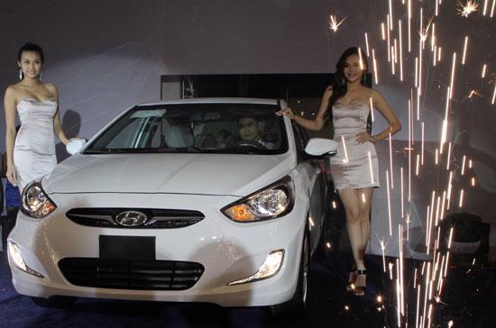Dù mới ra mắt thị trường chưa đầy một tháng song mẫu xe Hyundai Accent cũng được điều chỉnh giá tăng thêm 63 - 72 triệu đồng - Ảnh: Bobi.