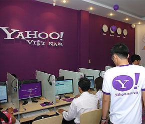 Sắc màu Yahoo tại Café Internet.